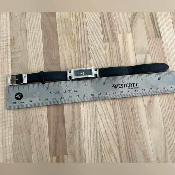 Tissot Ladies Watch Equi-T Stainless Case Black Dial Genuine Leather Strap Rare - Picture 14 of 17